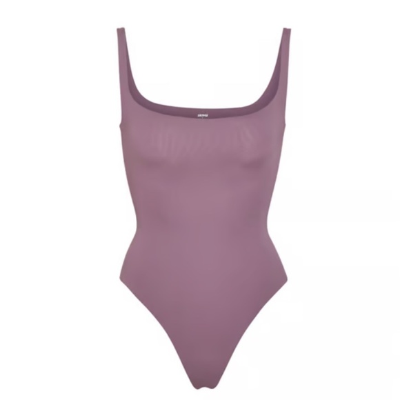 Skims 4X SQUARE NECK Fits Everybody BODYSUIT Plum  NWT - Picture 1 of 5